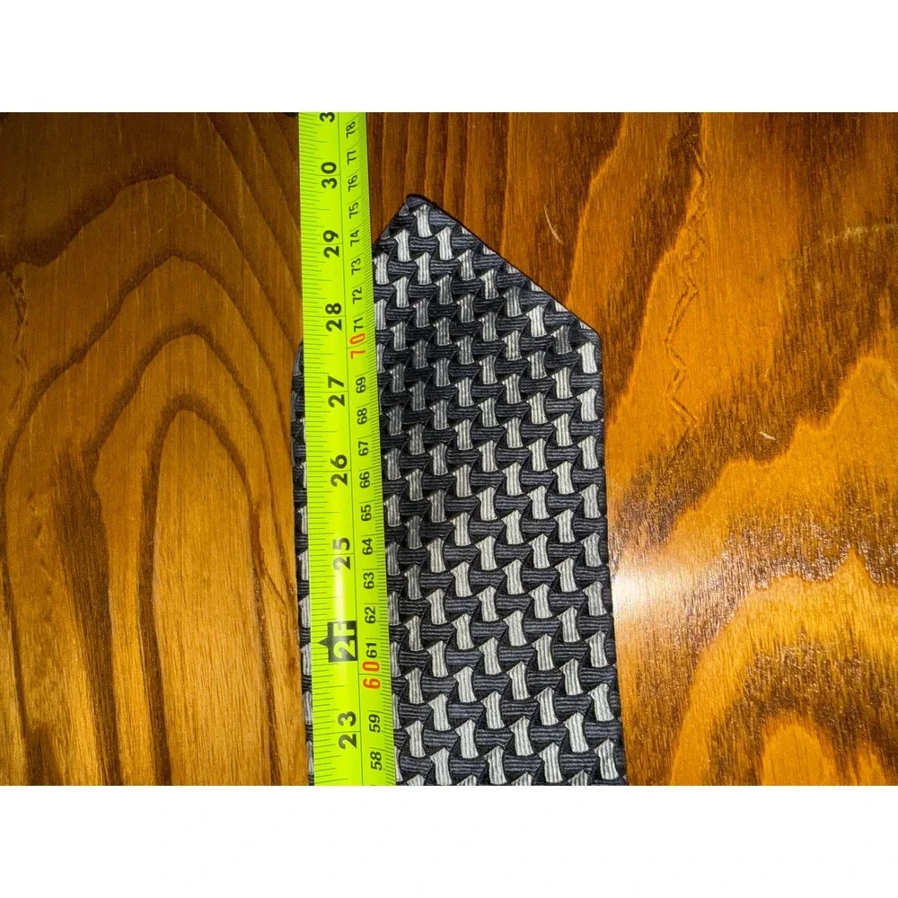 Pierre Balmain Couture Mens Silk Tie Grey Silver Geometric Basketweave Pattern‎